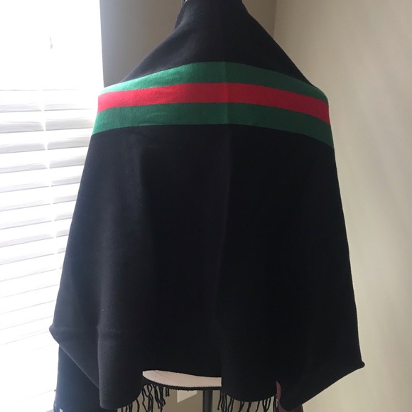 Poncho/Kimono Sweater - Picture 2 of 7